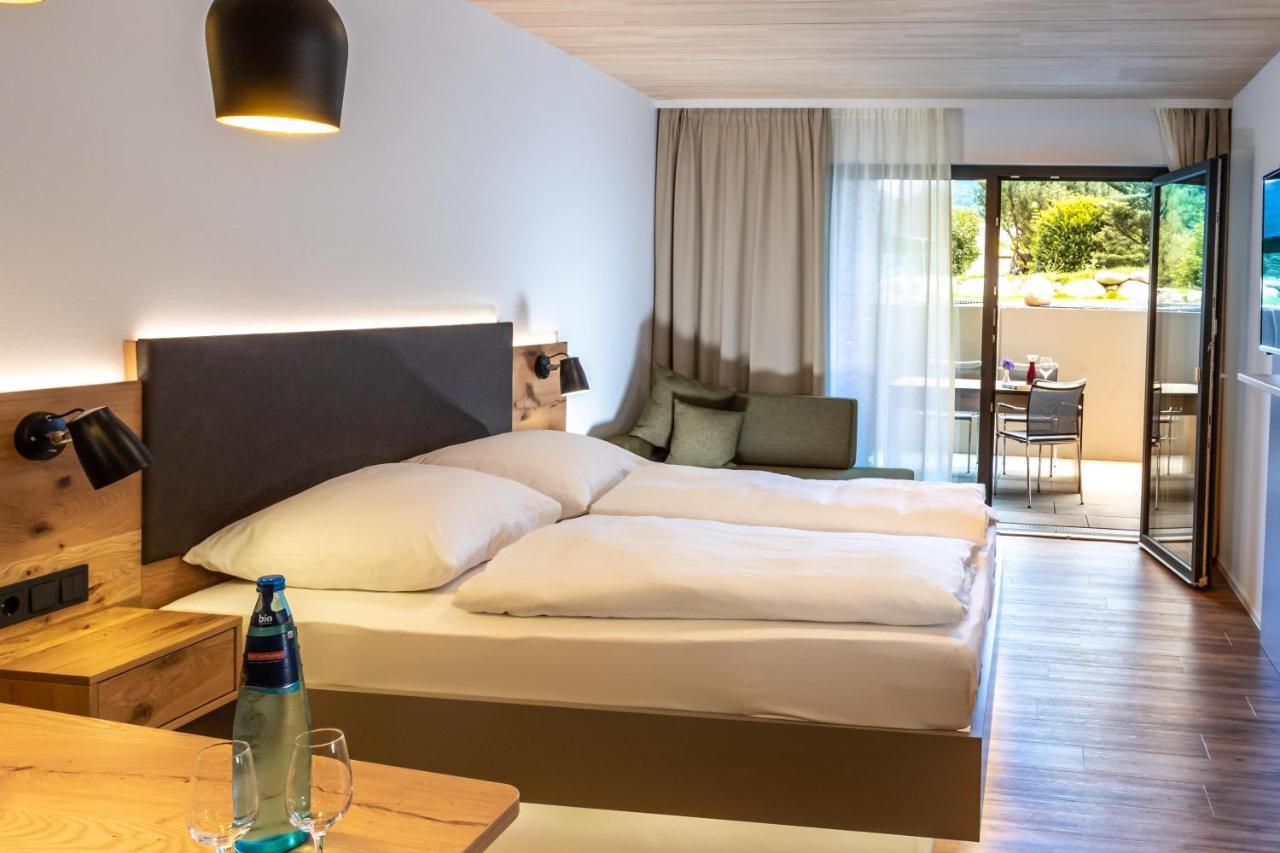 Goldener Adler Oberried - Hotel & Appartements Bagian luar foto
