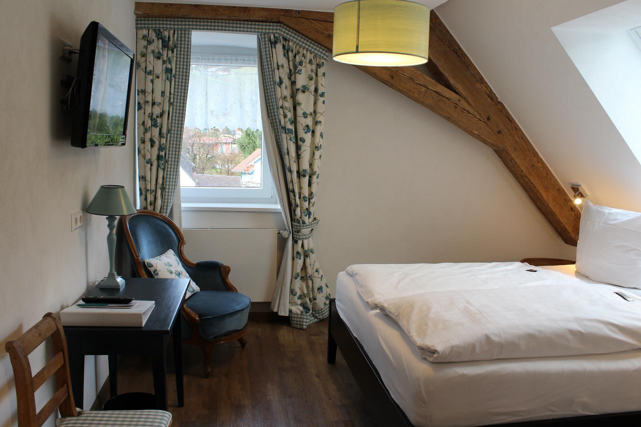 Goldener Adler Oberried - Hotel & Appartements Bagian luar foto