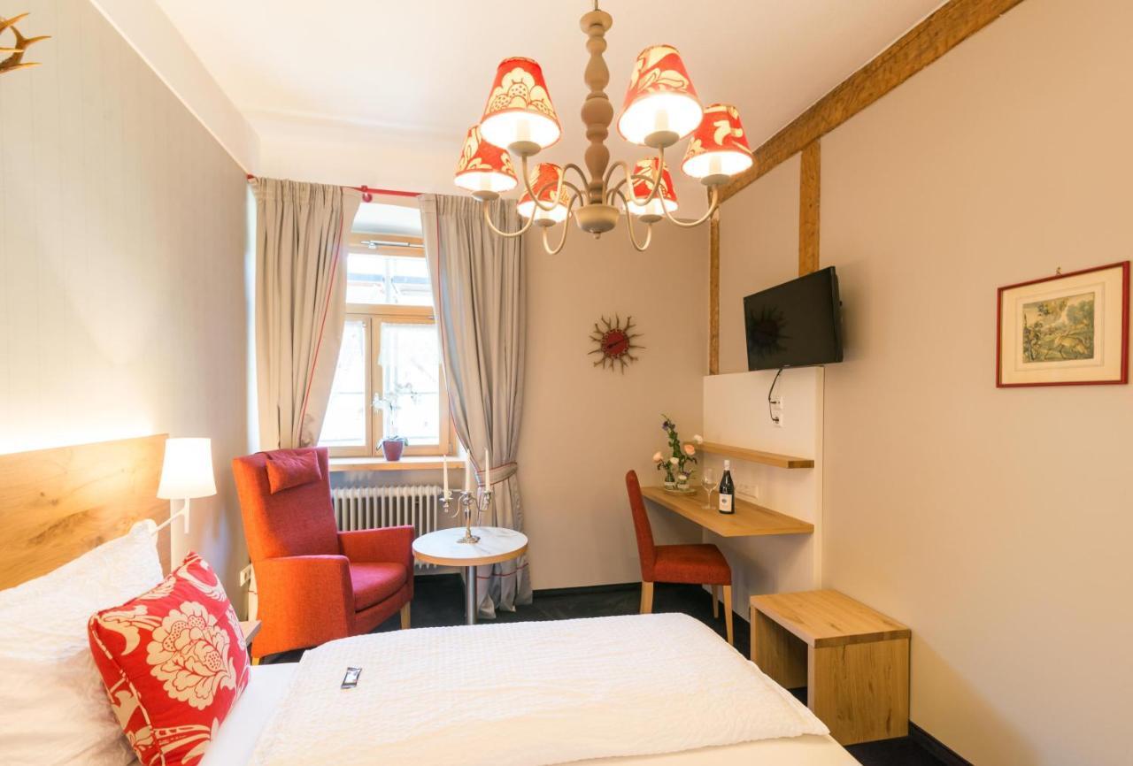 Goldener Adler Oberried - Hotel & Appartements Bagian luar foto