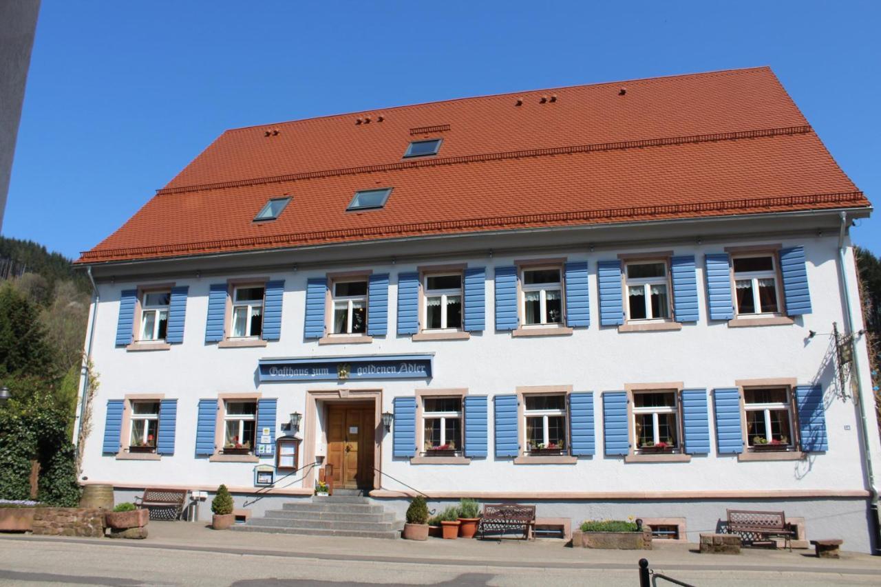 Goldener Adler Oberried - Hotel & Appartements Bagian luar foto
